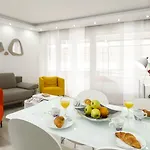 Teatrin Guest house