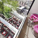 Teatrin Guest house 4*