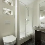 Teatrin Guest house 4*