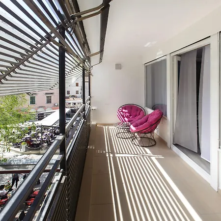 Guest house Teatrin Split